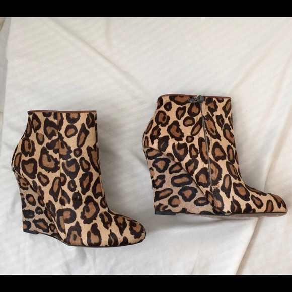 Like new  Calf Hair Leopard Ankle Booties - Picture 4 of 4
